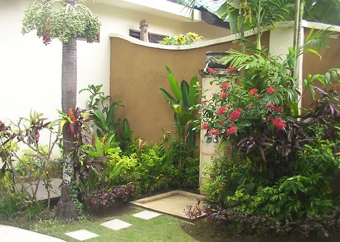 Bali Emerald Villa *