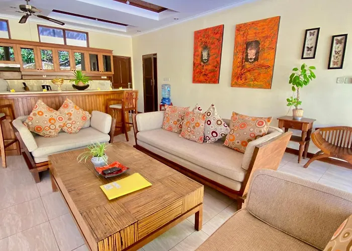 Bali Emerald Villa *