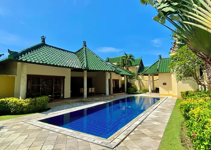 Bali Emerald Villa *